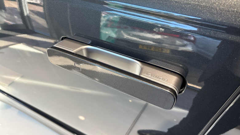 Hyundai IONIQ 9 226kW Calligraphy 110kWh 5dr AWD Auto Electric Estate